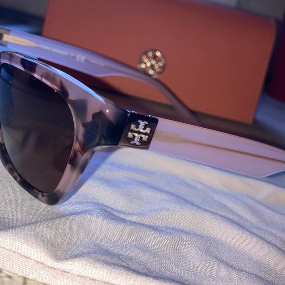 Tory Burch Prescription Sunglasses main image 6